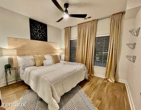 Foto del edificio - 1 br, 1 bath House - 940 NW Pryor Rd