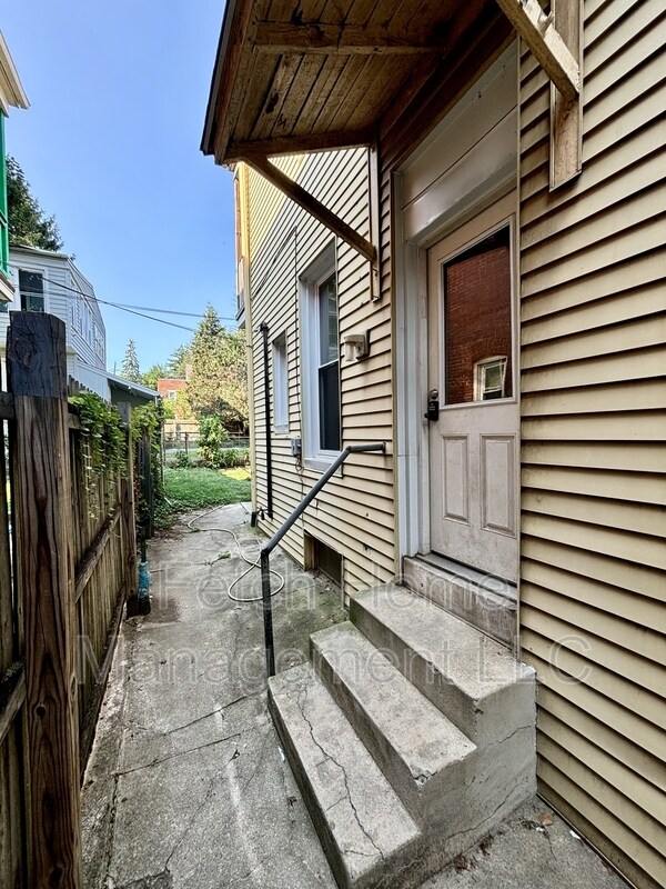 Foto principal - 441 W Orange St