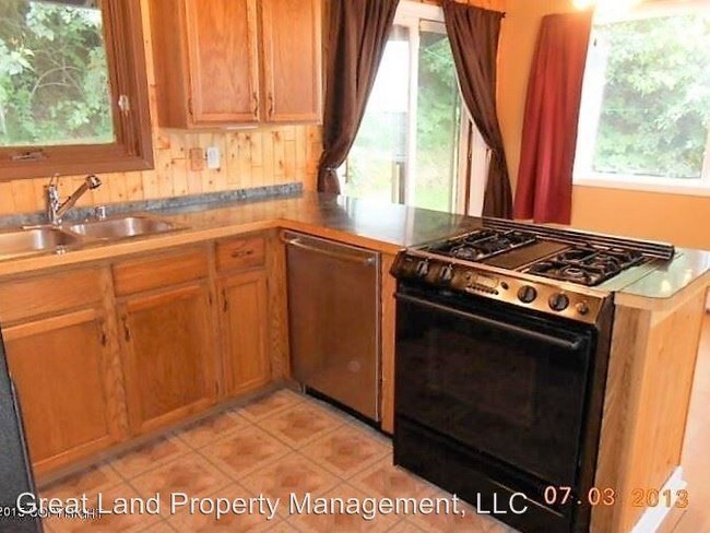 Foto del edificio - 17228 S Juanita Loop