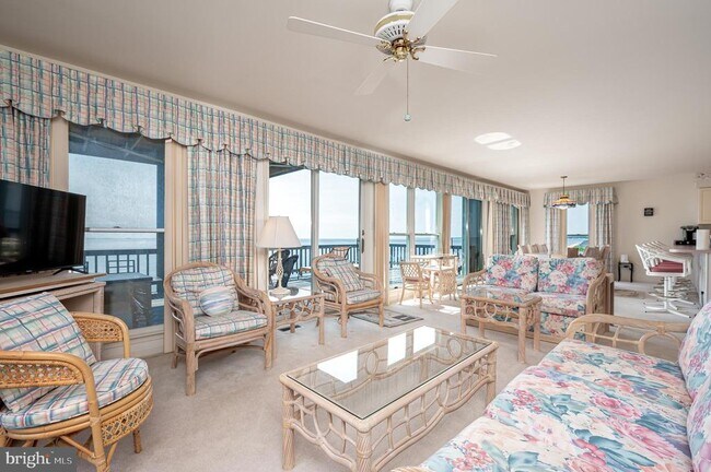 Foto del edificio - 2823 Beach Dr