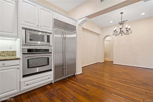 Building Photo - 4 br, 3.5 bath Condo - 4 Altino