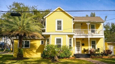 Building Photo - 14 Sanchez Ave