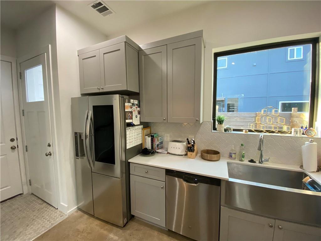 Foto principal - 6505 Grover Ave