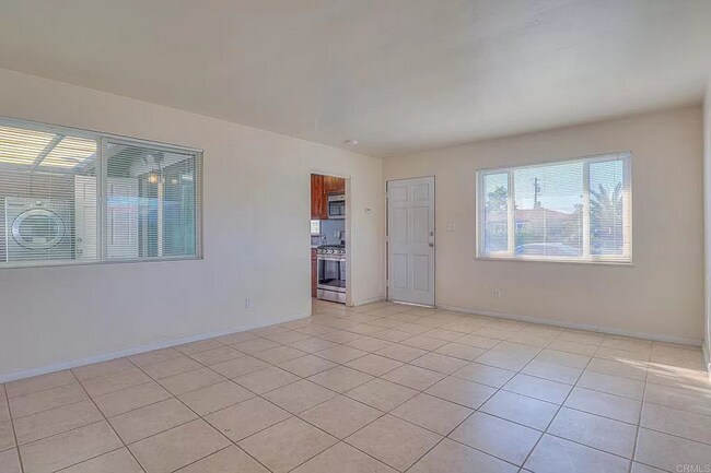 Foto del edificio - This 1 bedroom, 1 bath condo is at walking...