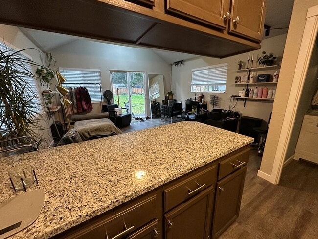 Foto del edificio - 13019 200th St E