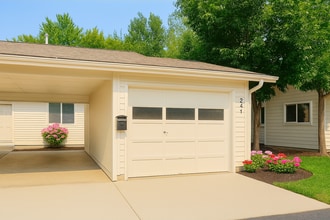 Building Photo - 241 S Bruce Ln Building Photo - 241 S Bruce Ln