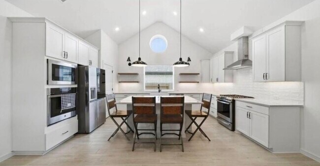 Building Photo - 2646 Wastelbread Ln