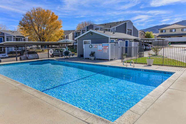 Foto del edificio - Sierra Ridge Apartments