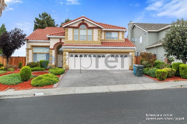 Building Photo - 1001 Sandhurst Dr