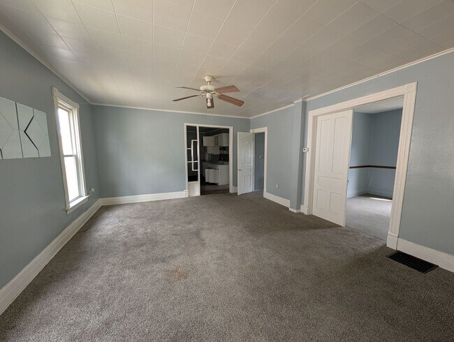 Foto del edificio - Spacious 1st floor apartment