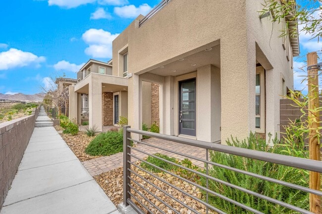 Foto del edificio - 11655 Redwood Mountain Ave