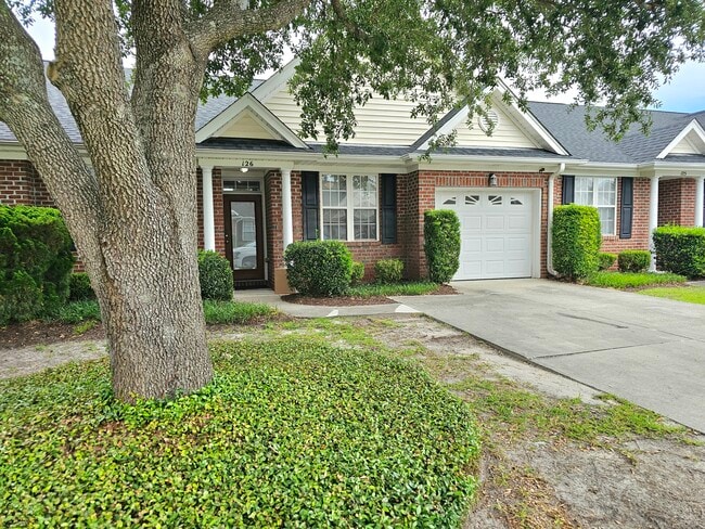 Building Photo - 5006 Carleton Dr