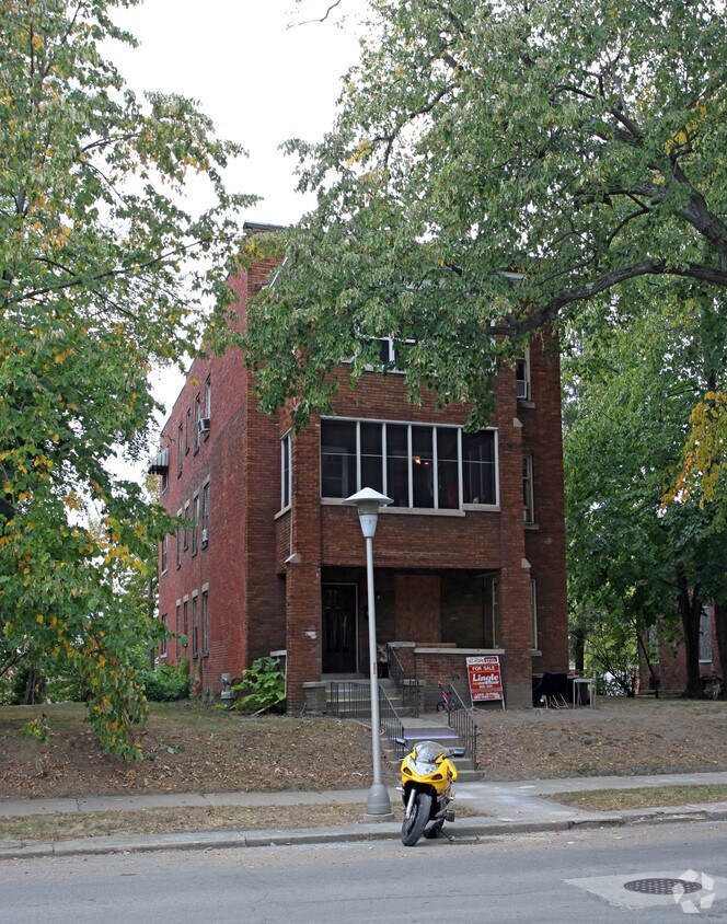 Primary Photo - 18 N 13th St