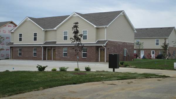 Foto principal - 810 Professional Park Dr