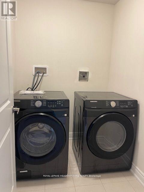 Photo du bâtiment - 3315 SIXTH LINE