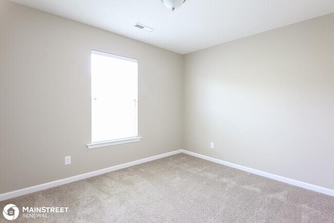 Building Photo - 4043 Shallowcreek Ct, Winston-Salem, NC 27127