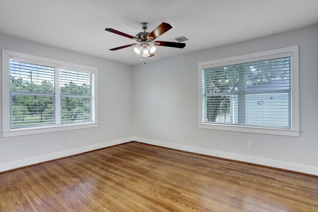 Foto del edificio - 3615 Murworth Dr