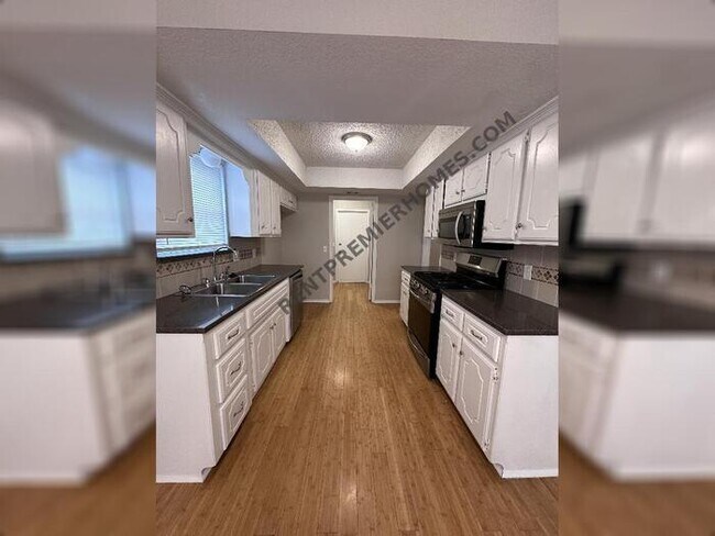 Building Photo - 8405 Woodfield St. Oklahoma City, OK 73149