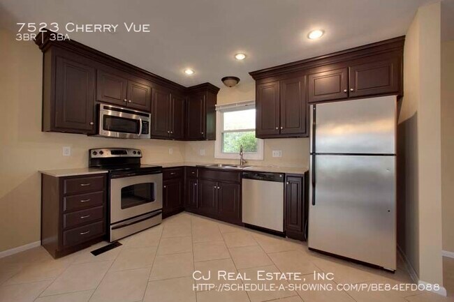 Foto del edificio - 7523 Cherry Vue Rd