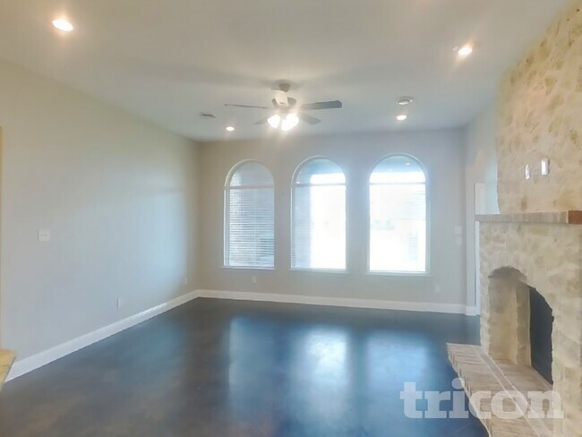 Foto del edificio - 108 Mckinley Dr