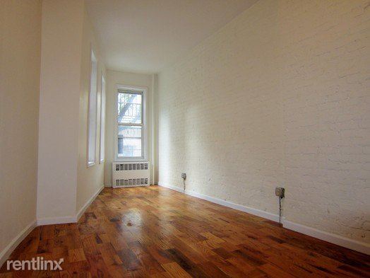 Building Photo - 451 Seneca Ave