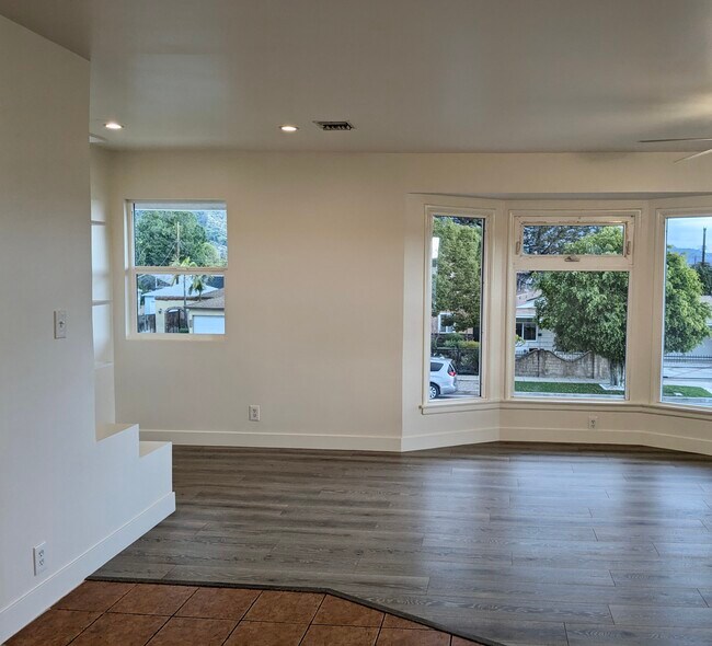 Foto del edificio - 2409 N Lincoln St