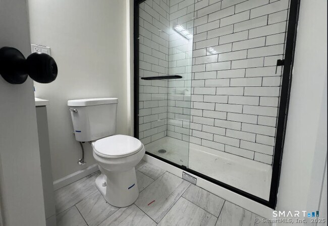 Foto del edificio - 61 Field St