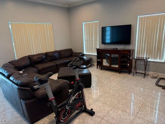Foto del edificio - 7540 Kismet St