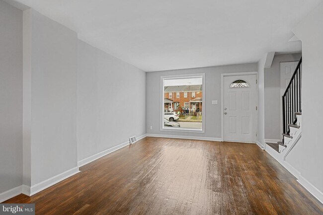 Foto del edificio - 7914 St Claire Ln