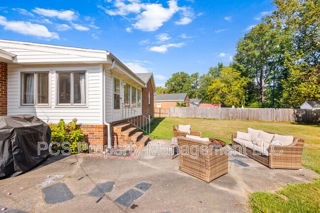 Foto del edificio - 1871 Pender Ave