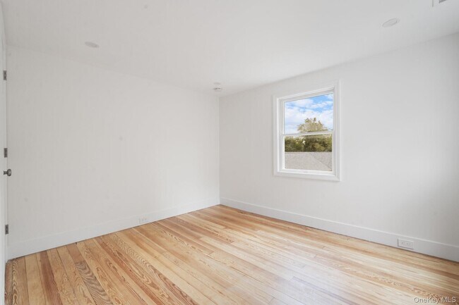 Foto del edificio - 1228 Roanoke Ave
