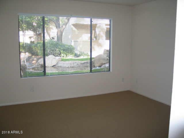 Building Photo - 10055 E Mountainview Lake Dr