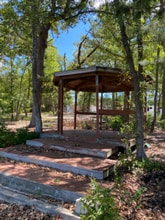 Building Photo - 300 W Rabbit Cove Rd