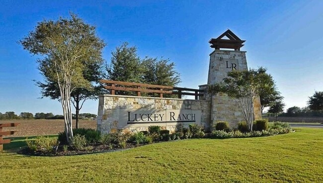 Building Photo - 6112 Underwood Way