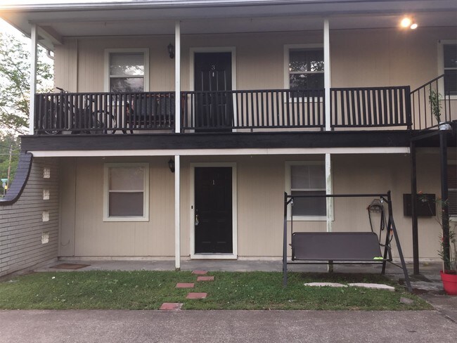 Foto del edificio - 3945 Delaware St