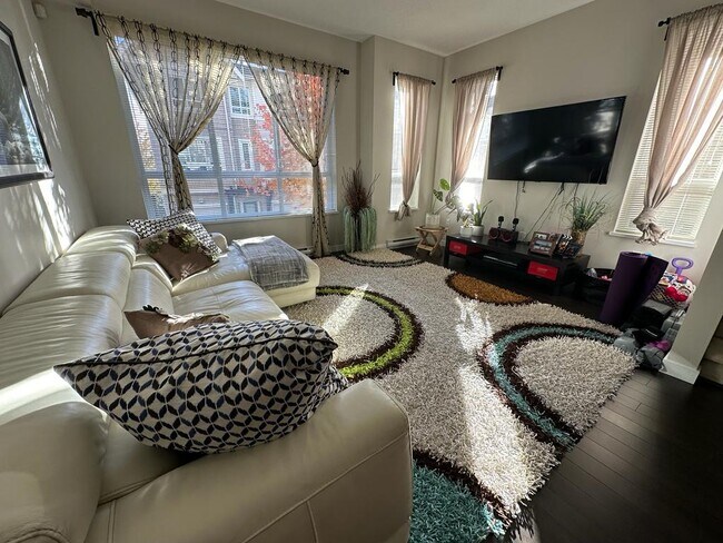 Photo du bâtiment - 1305 Soball St