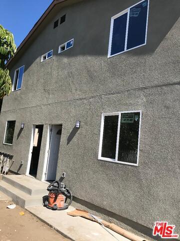Primary Photo - 323 E 52nd St