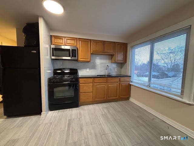 Building Photo - 96 Balsam Ave