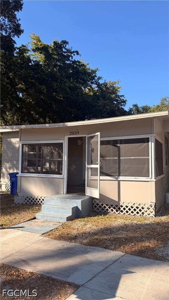 Building Photo - 2039 Kurtz St