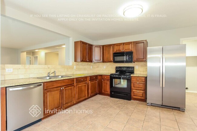 Foto del edificio - 11601 W Windrose Ave