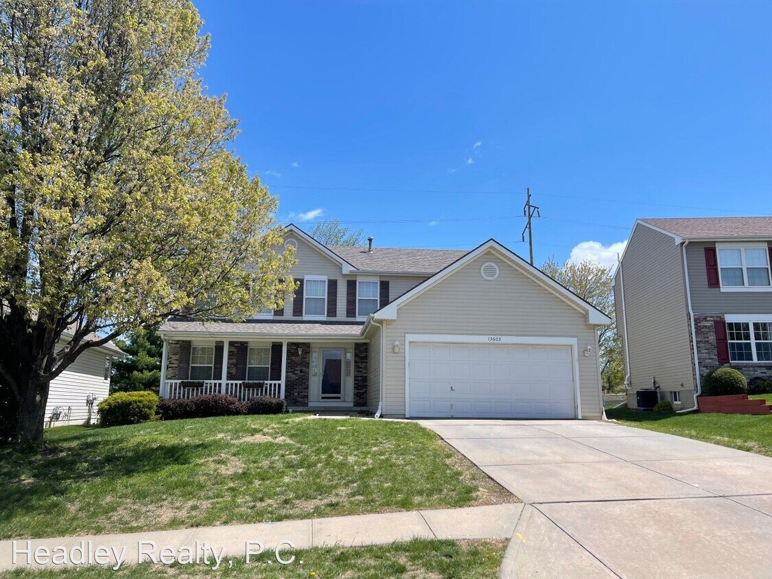 Primary Photo - 4 br, 3 bath House - 13603 So 26 St.