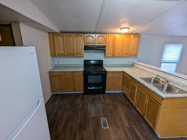 Building Photo - 123 Ransdell Ln