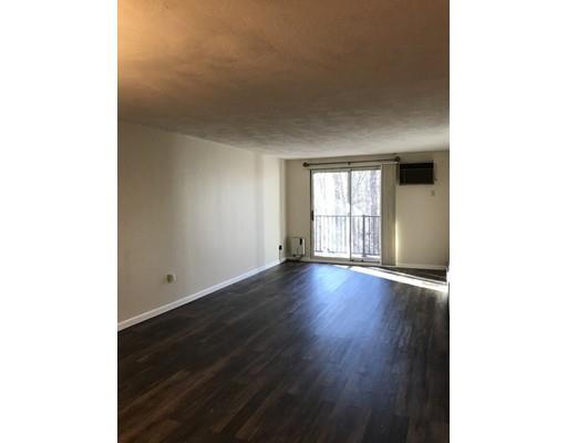 Building Photo - 11 Kenmar Dr