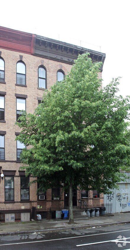 Building Photo - 720 Bergen St