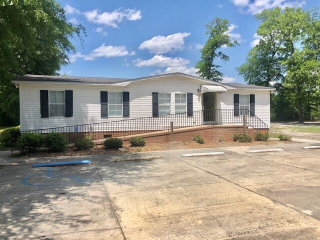 Primary Photo - 3175 Tall Oaks Dr