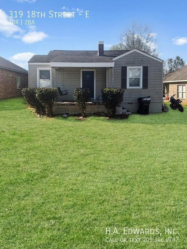 Photo - 319 18th Street-E