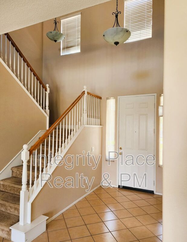 Foto del edificio - 28221 Basswood Way