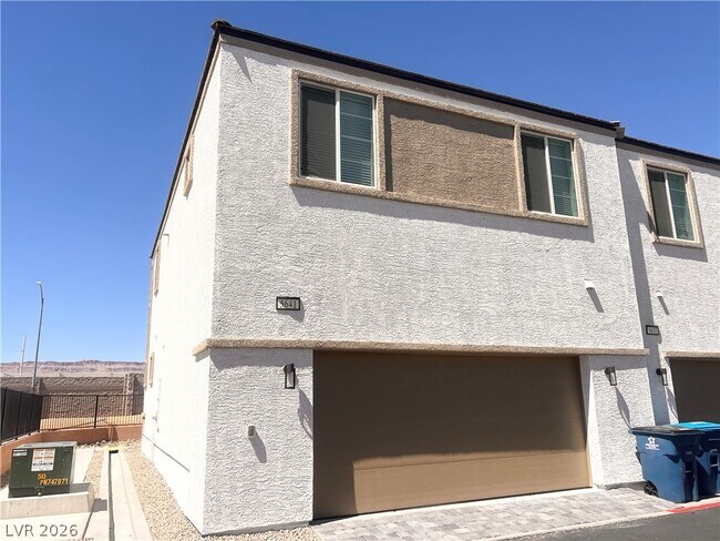 Foto del edificio - 5641 Spellbinding St
