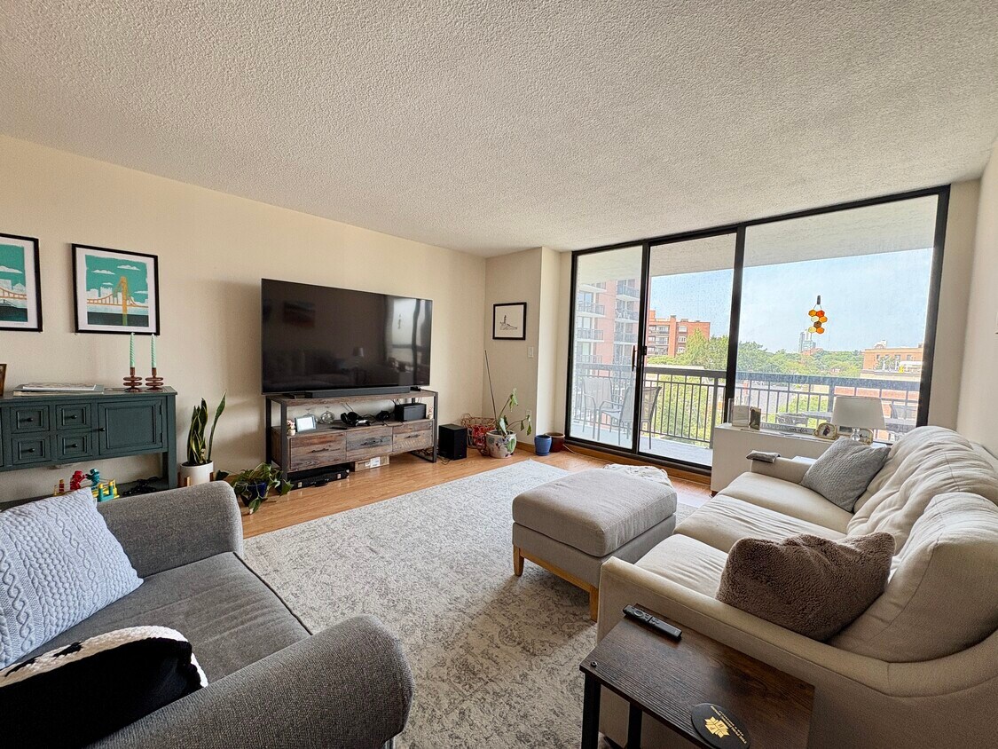Foto principal - 60 Longwood Ave