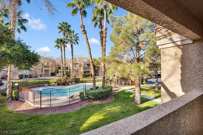 Foto del edificio - 2300 E Silverado Ranch Blvd